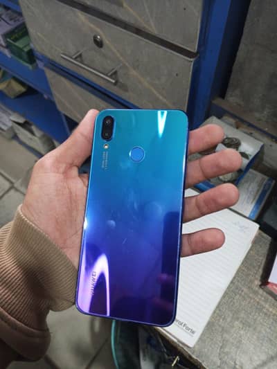 Huawei nova 3i