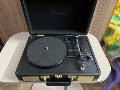 Good Mans Vinyl Record player