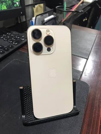 Iphone 16 pro 256GB Gold Titanium - PTA Aproved, 10/10 Conditions.