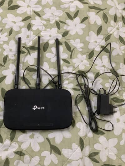 Tp - link router - Like new