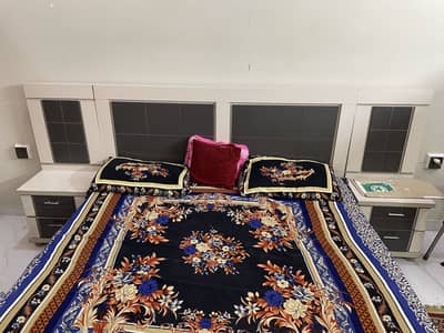 Complete furniture with mattress