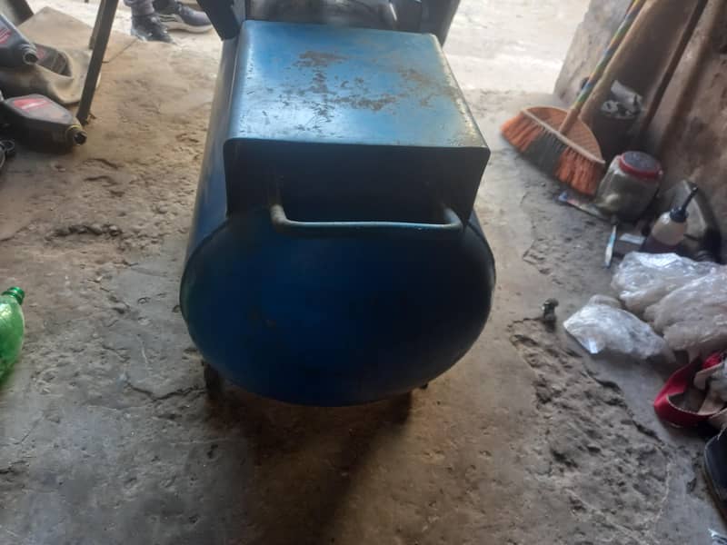 Air compressor 4