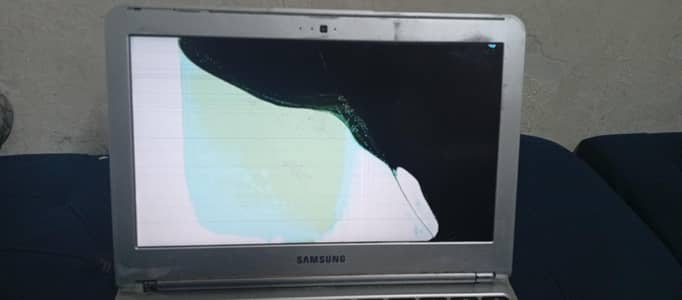 Samsung Chromebook screen broken with original charger