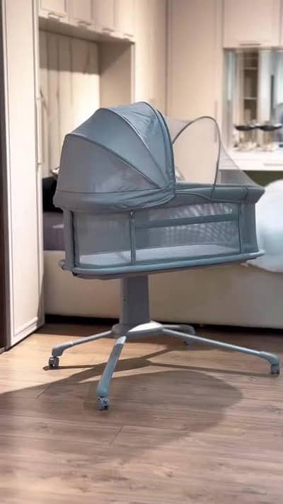 Mastela Dream Starlight Bedside Smart Bassinet 5 in 1