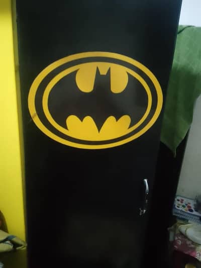 الماری فل سائز ہے برائے فروخت