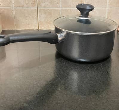 Sonex Non-Stick Sauce Pan with Lid – for SALE!