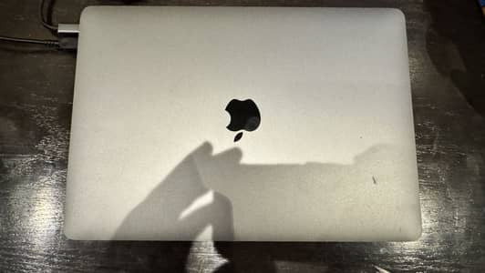 MacBook Air 13" (2020)