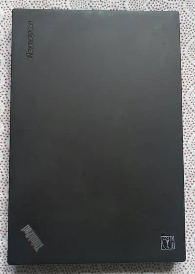 i7 5thGen 8gb 256ssd 3hrs battery