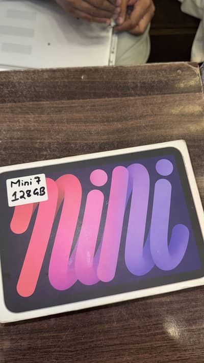 Ipad mini 7 128gb 97 health