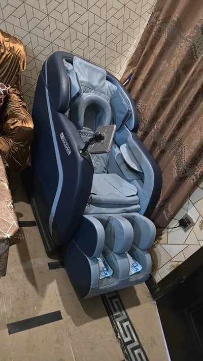 JC Buckman Refresh US Massage Chair – Excellent Condition