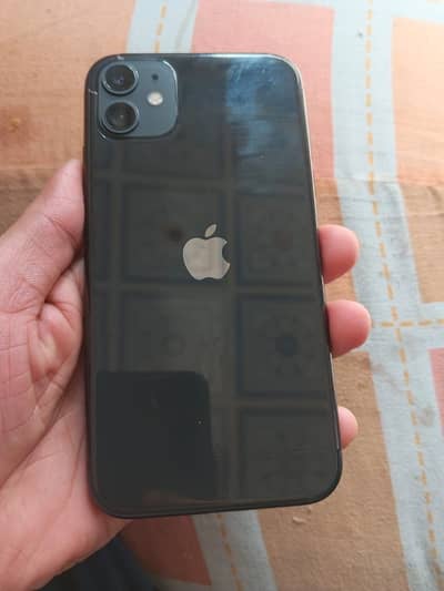 Iphone 11.64 gb  water pak