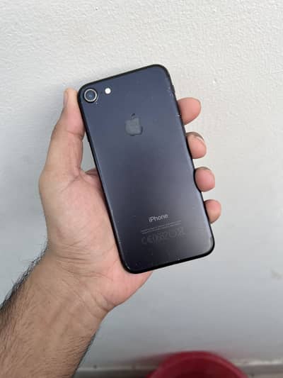 IPhone 7 (Pta Approved)