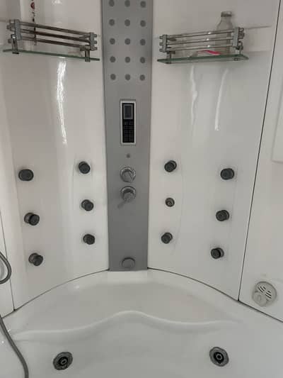 KLUDI Jacuzzi Signature Bath tub