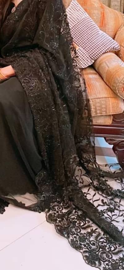 Black saree