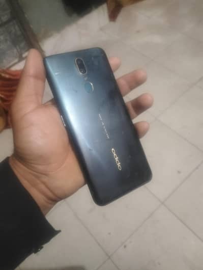 all oky just penal ka glass break he mgr whork Pura krha he