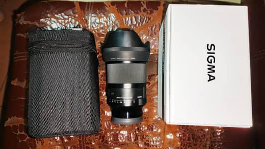 Sigma 35mm f/1.4 Art Lens – Excellent Condition