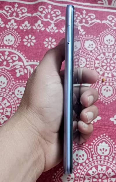 Infinix Hot 10 Play.