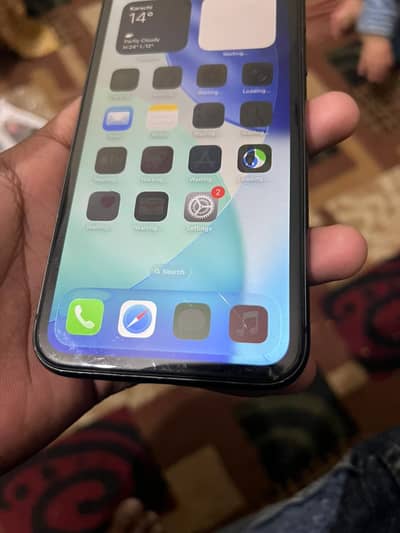 I phone 11 64gb jv battery health 79