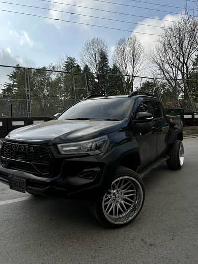 22’ inches rims&tyres for revo