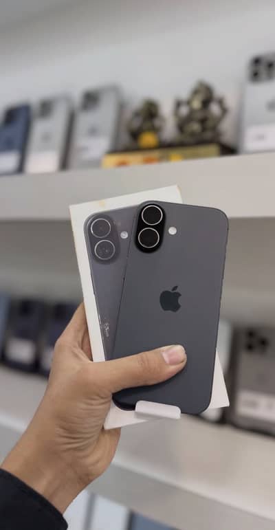 I phone 17 non pta non active 4 month sim warking kray gi