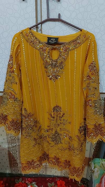 Flora & Kurti, Dupatta