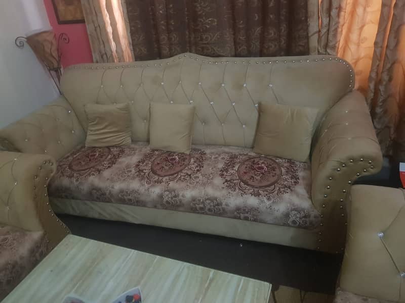 Sofa set 0