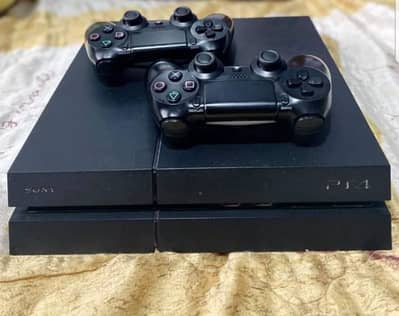 PS4 500GB Good Condition With 2 Controllers and Multiple Games
