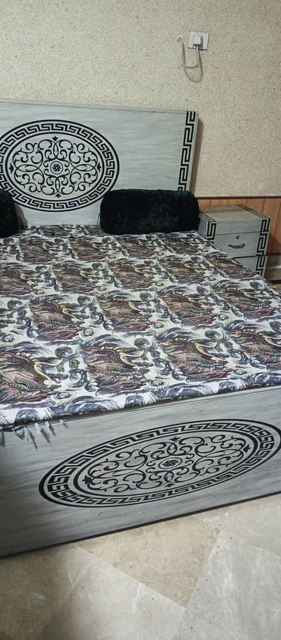 only decoration k Liye room m rakha tha few time use only