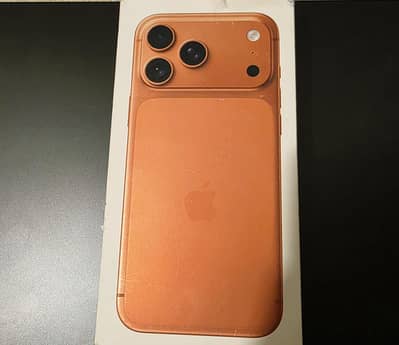 iPhone 17 pro max Box pack