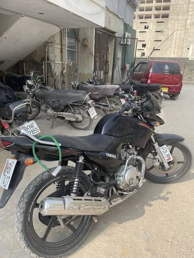 Selling Black YBR Smooth Bike