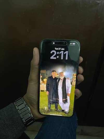 iphone 15 Pro Max 256GB Black Titanium LLA JV Like new Box available