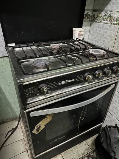 Sky flame 3 burner attached with Oven