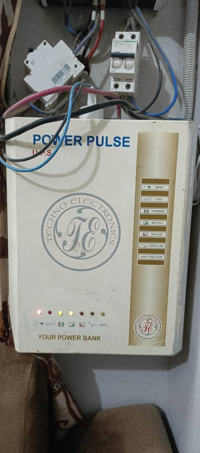 1000~1500 watts tower pulse UPS By Techno Electronics 1000W/1200VA