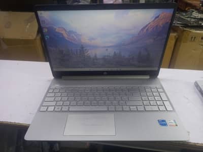 HP PAVILLION 15 i5 12h 8/512