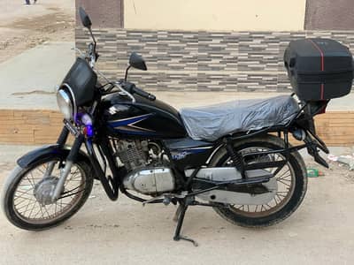 Suzuki GS 2016#0/3/1/7/0/0/2/4/6/2/9