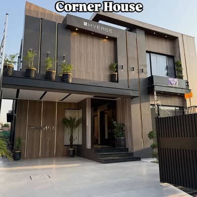 22 MARLA CORNER BUNGALOW IN PRIME LOCATION OF DHA PHASE 4