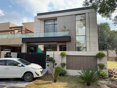 10 MARLA ELEGANT AND FULLY MAINTAINED SUPER HOT LOCATED BUNGALOW IS AVAILABLE IN THE BEST BLOCK OF DHA LAHORE.
