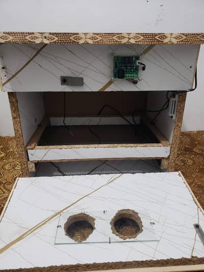 incubator for sale 30to 35 eggs