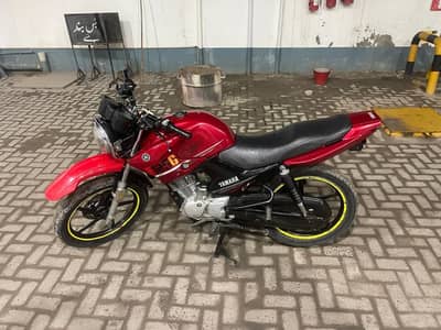 Yahama Ybr 2015 model contact 03076878792