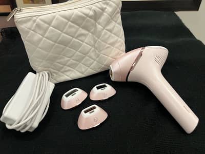 Philips Lumea Ipl 9000 Series Hair Removal Device with box