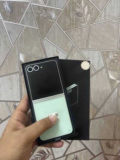 Galaxy Z flip 6 12/512 official pta approved