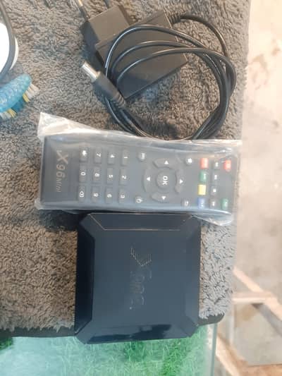 Android box 4k . . 8gb rom 128 gb