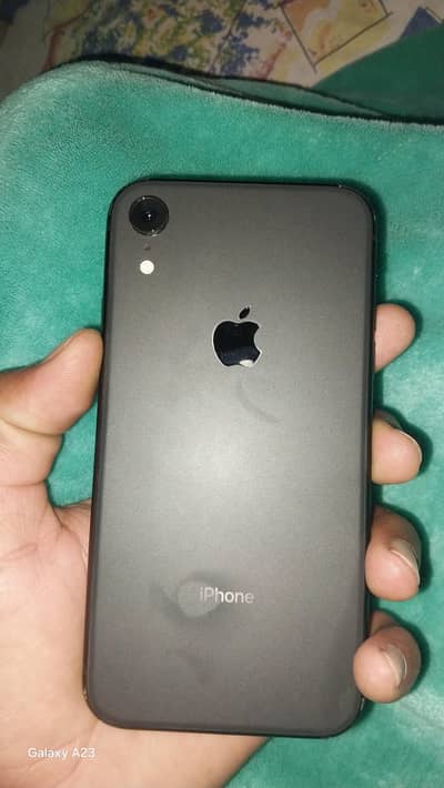 iPhone XR water pack 10/10 condition