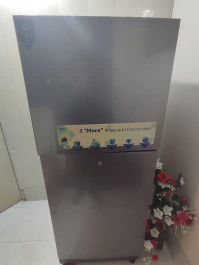 Haeir HRF-340 Fridge / Refrigerator