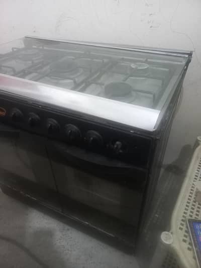 coocking rang with 5 Burners