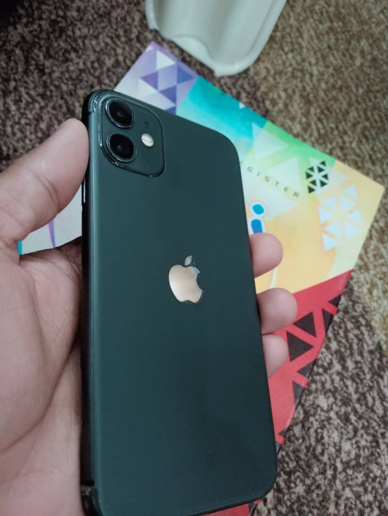 iPhone11 0