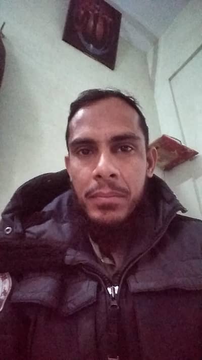 middle to matric & D. A. E  tutore