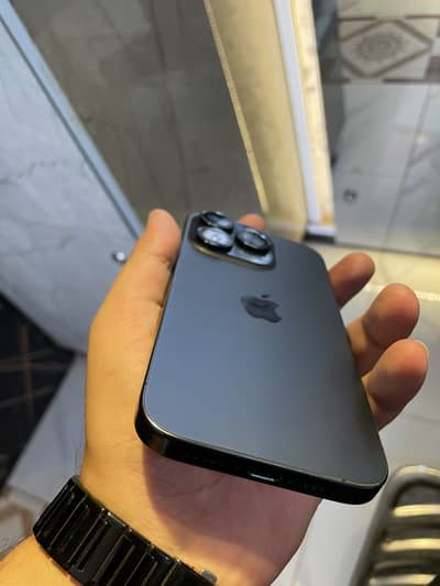 Iphone 15 pro Mdm 256Gb