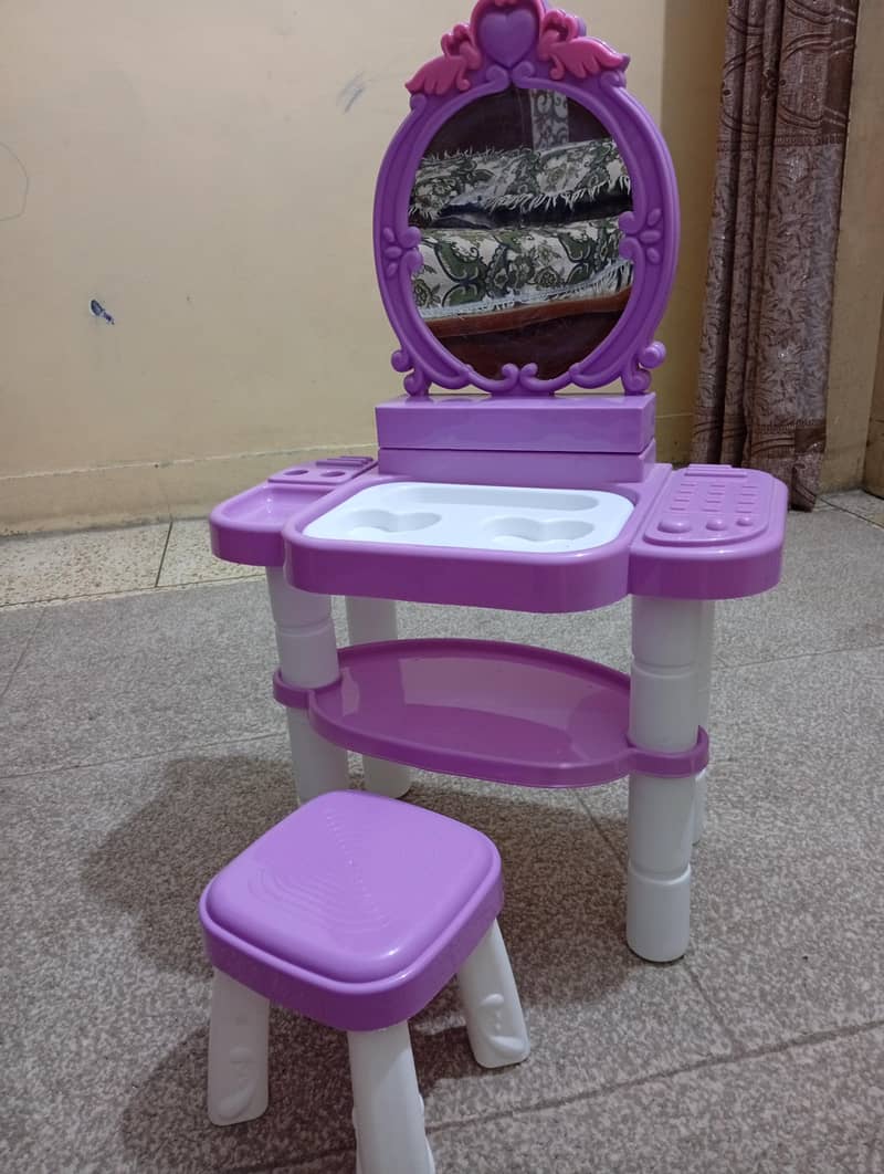 Dressing table 2