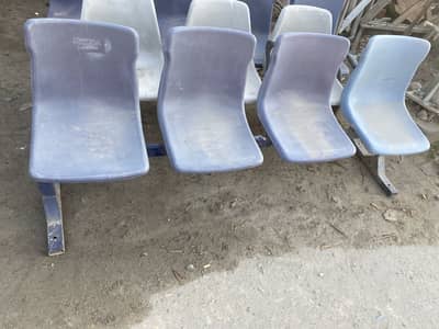 Bench citizen company 4 seater total 200 bench